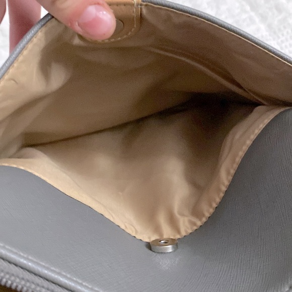 This is a nice leather bag that is brand new. The brand is  Kim Rogers. - Picture 4 of 6